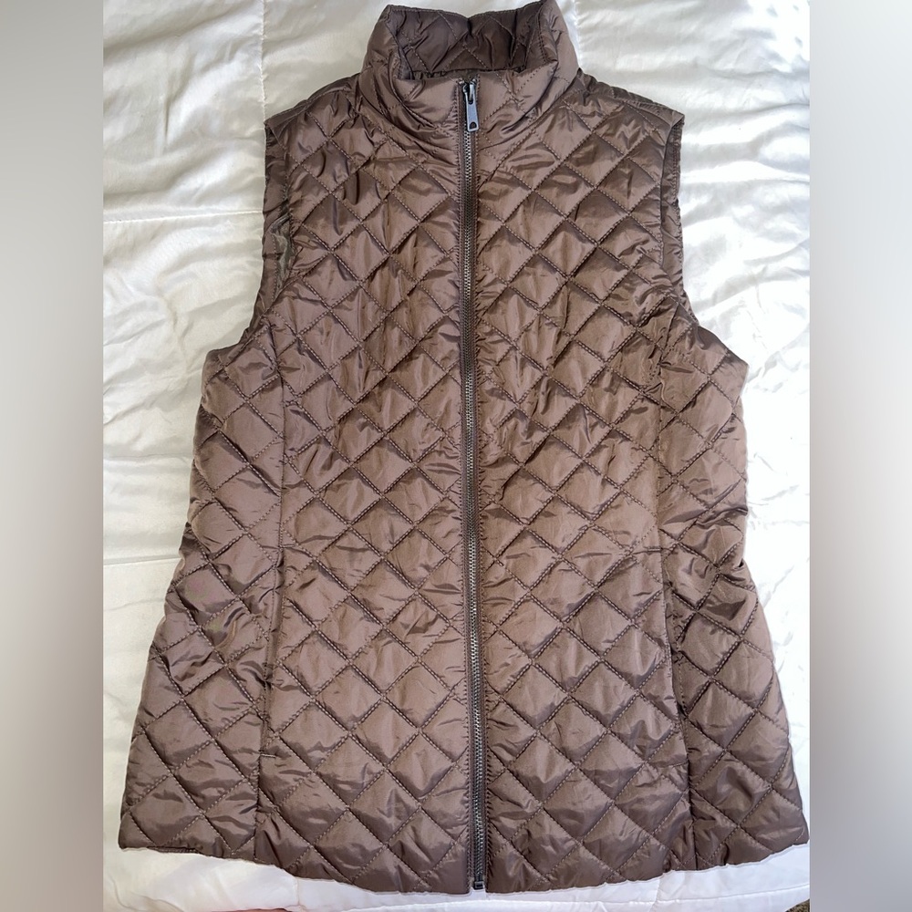 Women's Banana Republic Quilted Taupe Vest